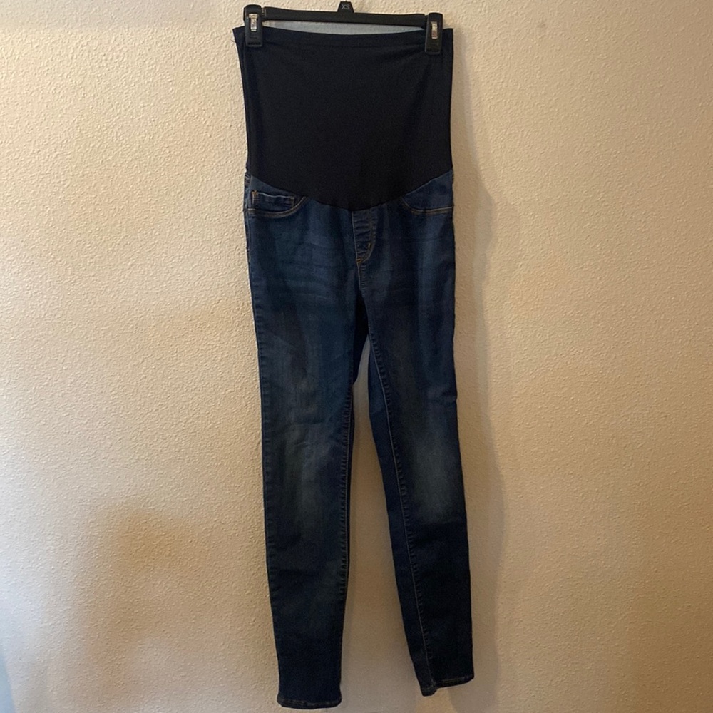 Like new S.O.N.G maternity jeans size small